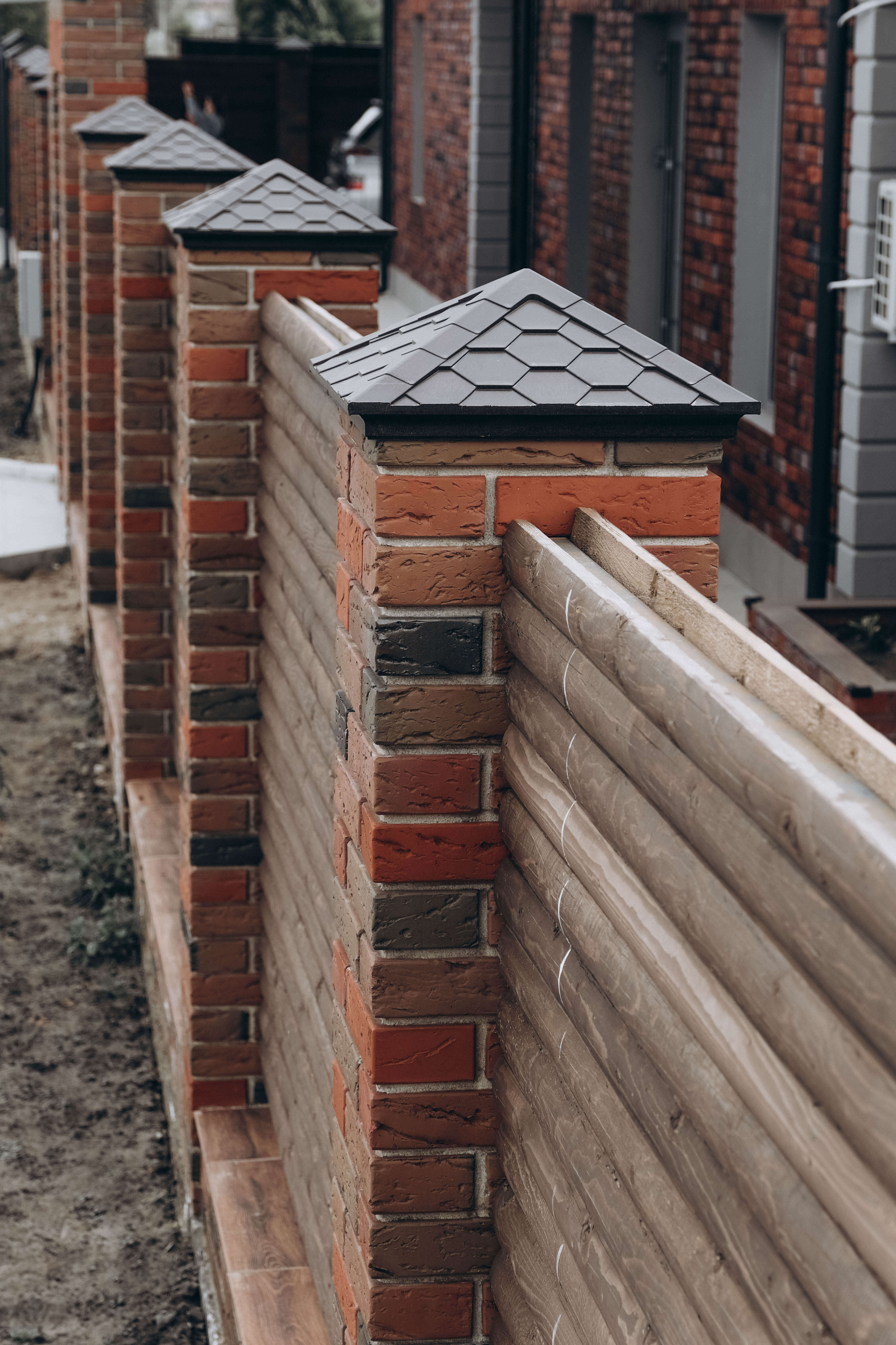 Колпак Zking Эверест Коричневый на столб 1.5х1.5 кирпича (390х390мм) в Белой Калитве фото